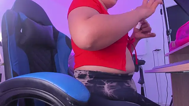 izaro22 online show from October 21, 2:37 am