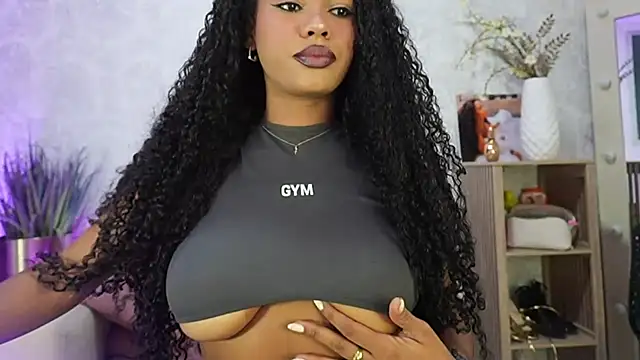 HOTBLACKANDWHITE2 online show from May 3, 6:17 am