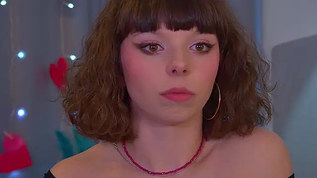 ElisabethDavis online show from March 9, 3:59 pm