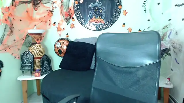 Sofia Franco  online show from October 21, 7:29 pm