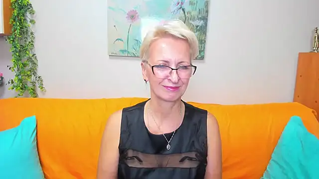 iamyourdream89 online show from October 7, 6:34 pm