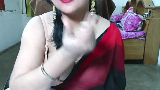 Cute Mahi22 online show from May 16, 6:38 am