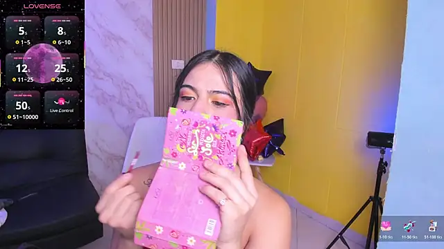 Megan blue7 online show from October 18, 11:35 am