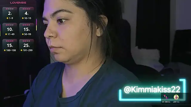 kimmiakiss22 online show from October 18, 12:46 am