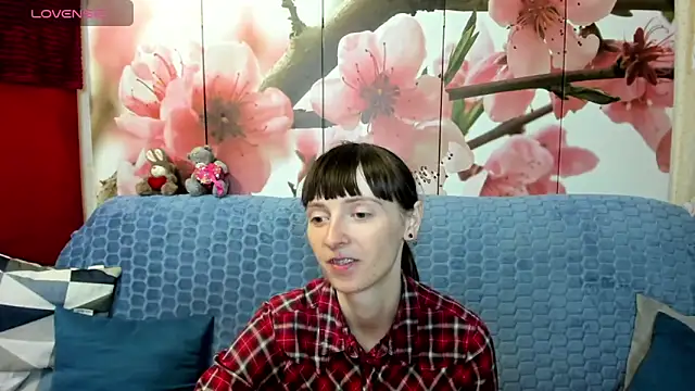 TayanaJons online show from May 11, 7:21 am