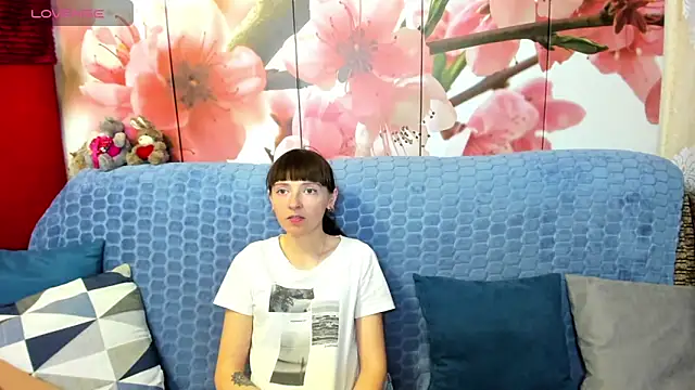 TayanaJons online show from May 26, 7:18 am