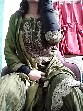 Noor Darliing online show from May 11, 3:29 pm