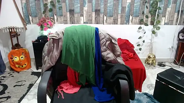 KarimaSarabe online show from October 15, 8:44 pm