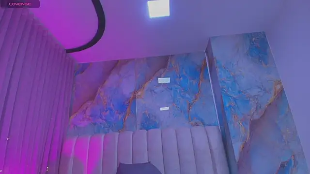  sex mia online show from April 6, 7:15 pm