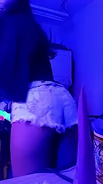 cammyquart online show from February 12, 12:01 am