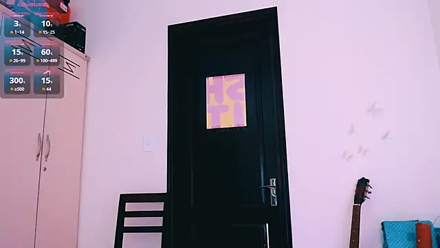 Cosmo Riri online show from March 19, 6:51 am