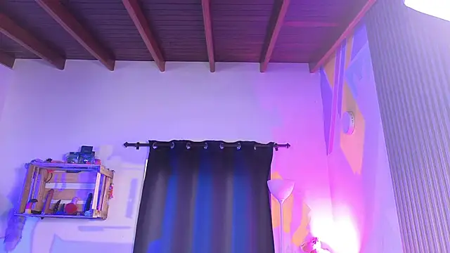 Cuttiealice online show from November 24, 12:51 pm