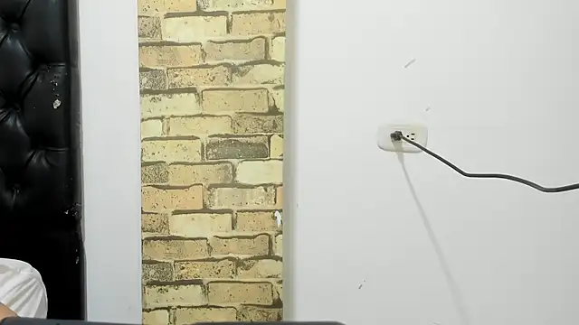 sofiapaola online show from November 3, 4:22 pm