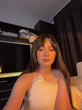 itssophiie online show from May 24, 4:39 pm