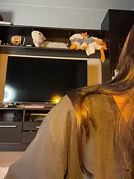 itssophiie online show from May 19, 5:42 pm