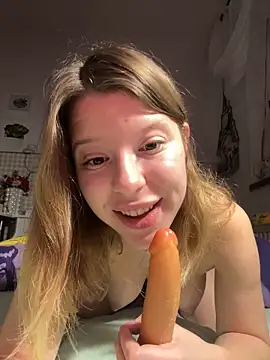 kimczii online show from February 20, 7:21 am