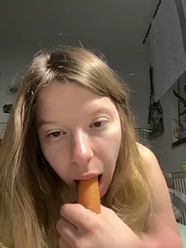 kimczii online show from May 21, 6:22 am