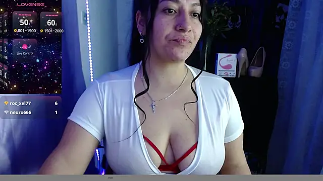 lorenpearx online show from January 10, 4:22 pm