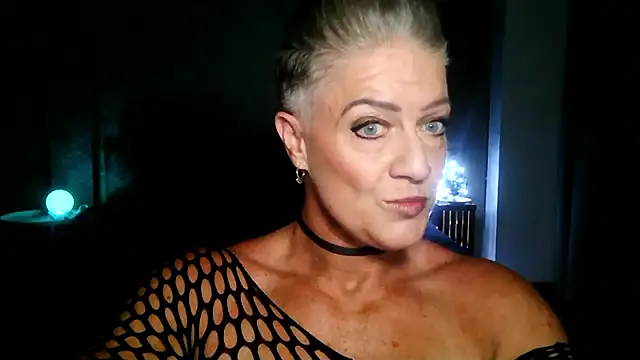 Devon2020 online show from December 20, 11:47 am