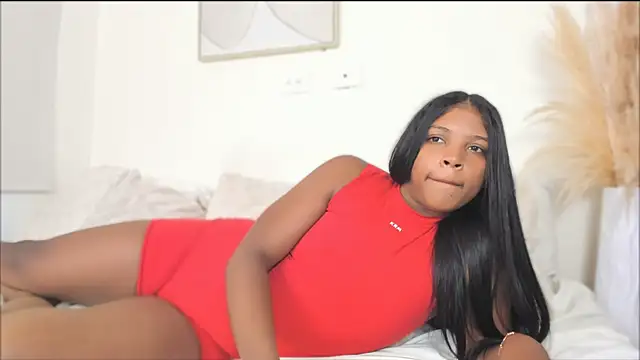 ZOEGARNER01 online show from May 5, 9:51 pm
