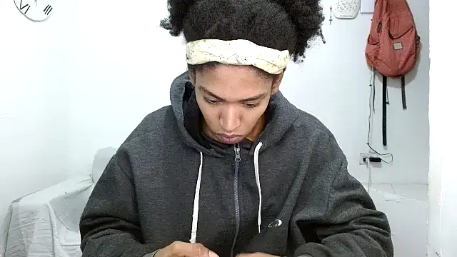 angelamarie1 online show from October 11, 11:36 am