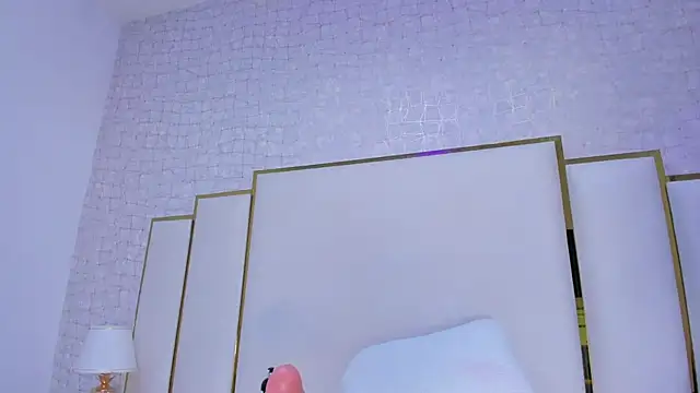 paola rodriguez online show from November 5, 11:37 am