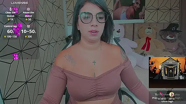 vane lopez  online show from October 20, 6:33 pm