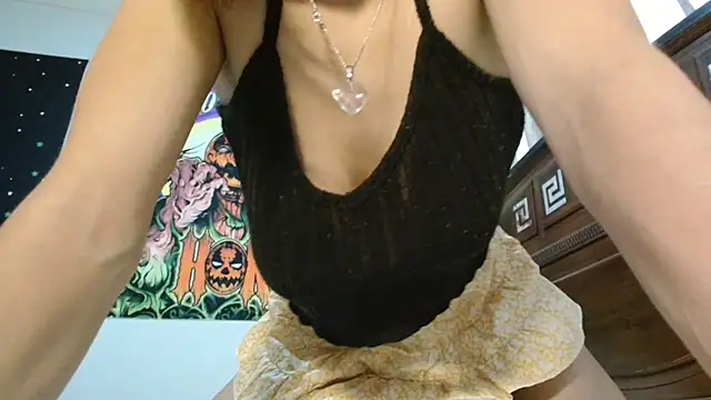 MINI Petite online show from May 4, 8:34 pm