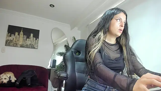 Meghan320 online show from May 21, 7:01 pm