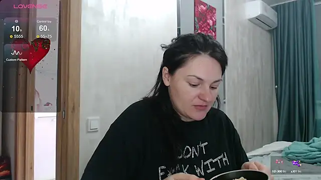 Stacy Davice online show from October 9, 9:19 pm