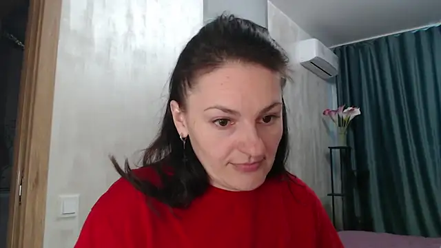 Stacy Davice online show from May 6, 3:16 pm