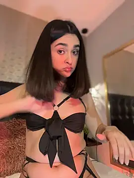 MiahWindsor online show from May 23, 2:32 am