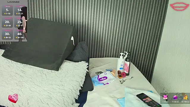 hazel milf online show from May 2, 12:41 pm