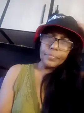 MsAttitude online show from May 15, 8:17 am