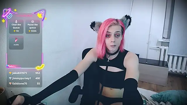 Littlepinkcat online show from January 19, 12:29 am