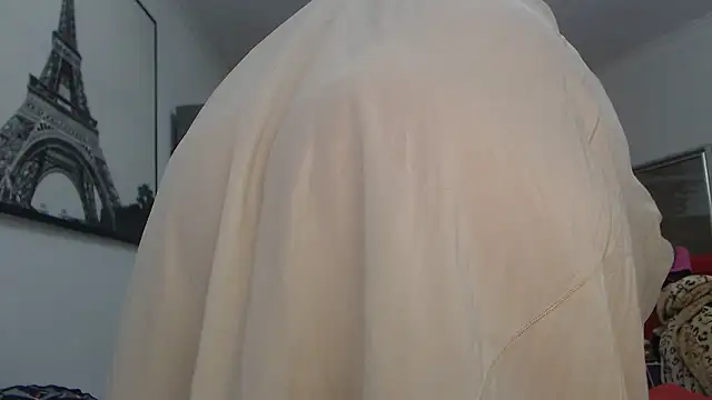 AnnaBellaLuckyXOXO online show from January 14, 1:38 pm