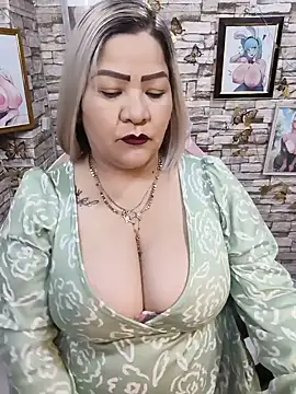 Dalessa Bigtits online show from May 21, 2:09 am