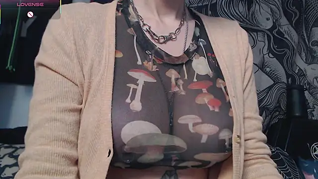 Silentmary online show from December 23, 5:22 am