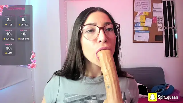 Spit queen online show from May 18, 4:35 pm