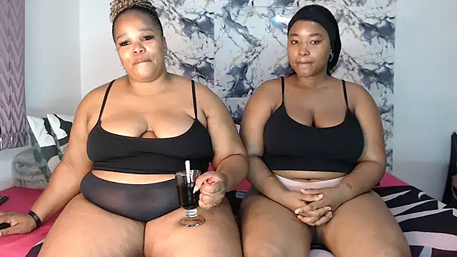 SexyAmeena2002 online show from May 21, 8:51 pm