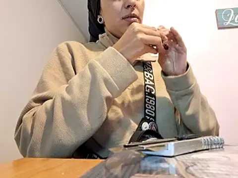 ORIANNA BODMOD online show from May 8, 5:54 am