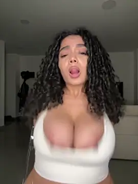 Mariecurl online show from May 16, 12:13 am