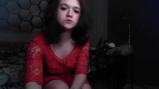 Naomi Robbins Love online show from October 7, 8:08 am