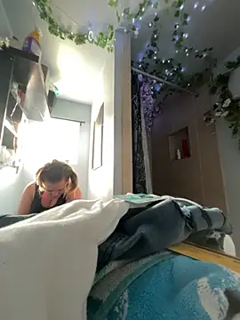 SummerBlueMoon online show from February 1, 11:25 pm