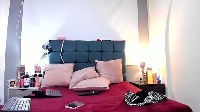 charlott lens online show from October 9, 3:05 pm