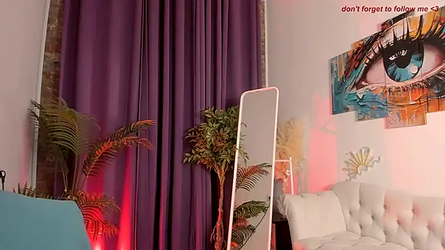 LauraCoy online show from May 22, 9:24 pm