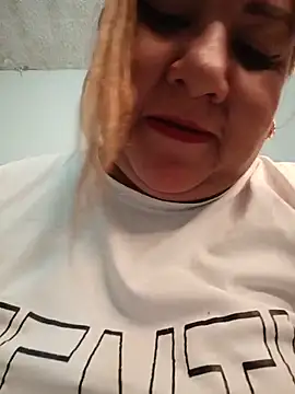HORNY MATURE25 online show from May 15, 1:00 am
