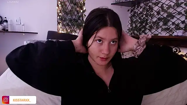 kisstarxxx online show from June 9, 6:40 pm
