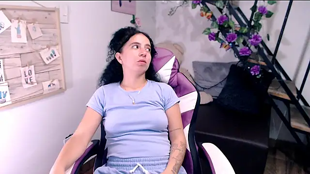 samantha baby  online show from May 11, 2:56 pm