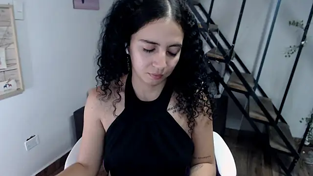 samantha baby  online show from October 13, 8:33 pm